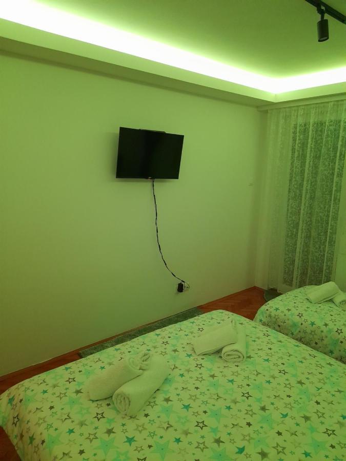 Holiday Apartaments 2 Nis Exterior photo